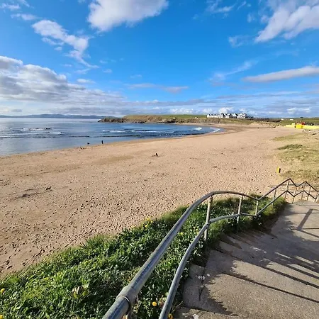 Bundoran Seaside Stays House - Wifi, Large Spacious Home Exterior photo