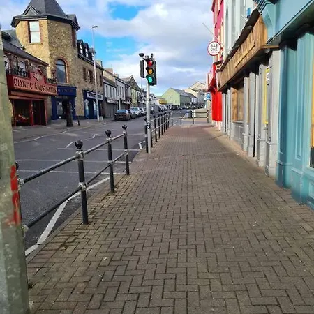 Bundoran Seaside Stays House - Wifi, Large Spacious Home Exterior photo